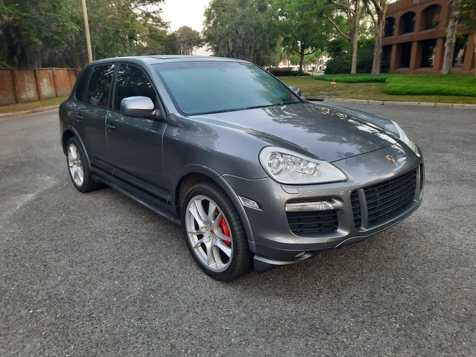 2009 Porsche 955/957 Cayenne GTS - Image 8 of 31