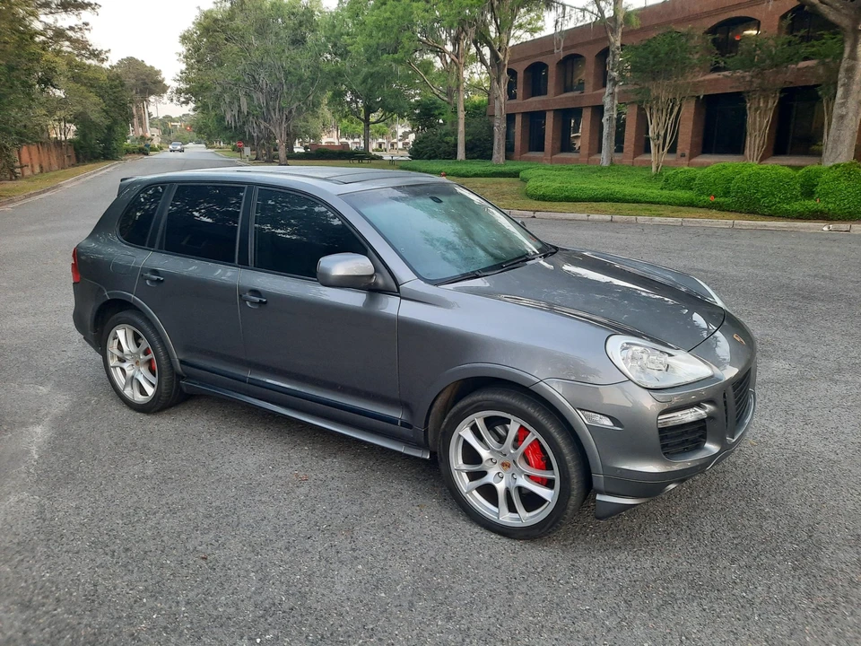 2009 Porsche 955/957 Cayenne GTS - Image 13 of 31