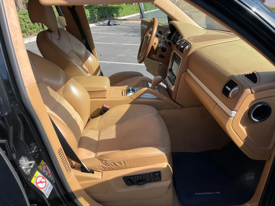 2009 Porsche 955/957 Cayenne GTS - Image 28 of 31