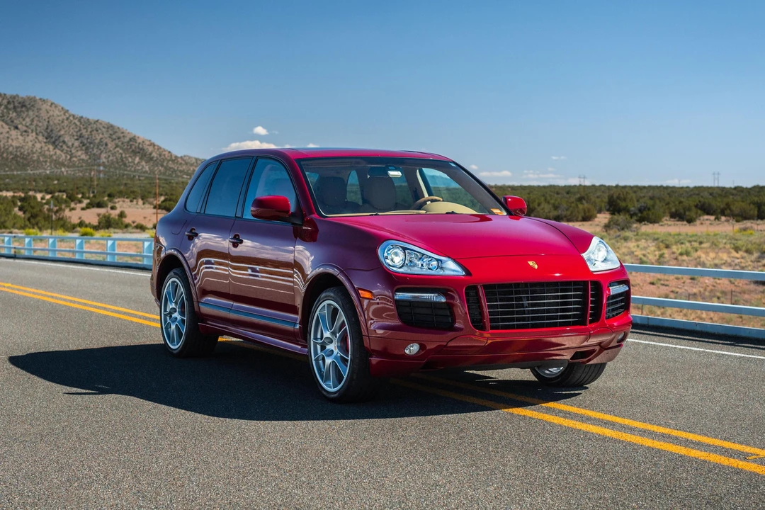 2009 Porsche 955/957 Cayenne GTS - Image 11 of 31
