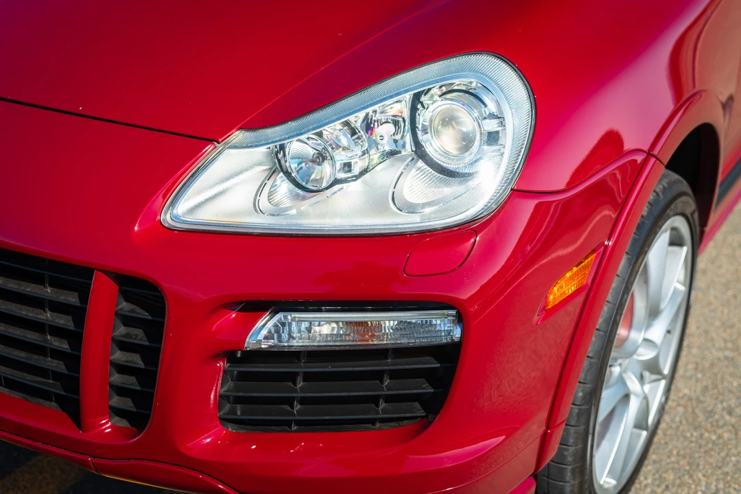 2009 Porsche 955/957 Cayenne GTS - Image 15 of 31