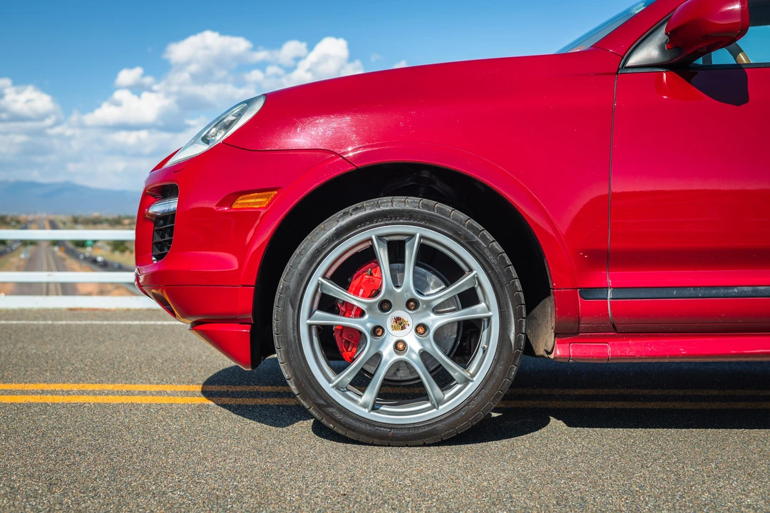 2009 Porsche 955/957 Cayenne GTS - Image 18 of 31
