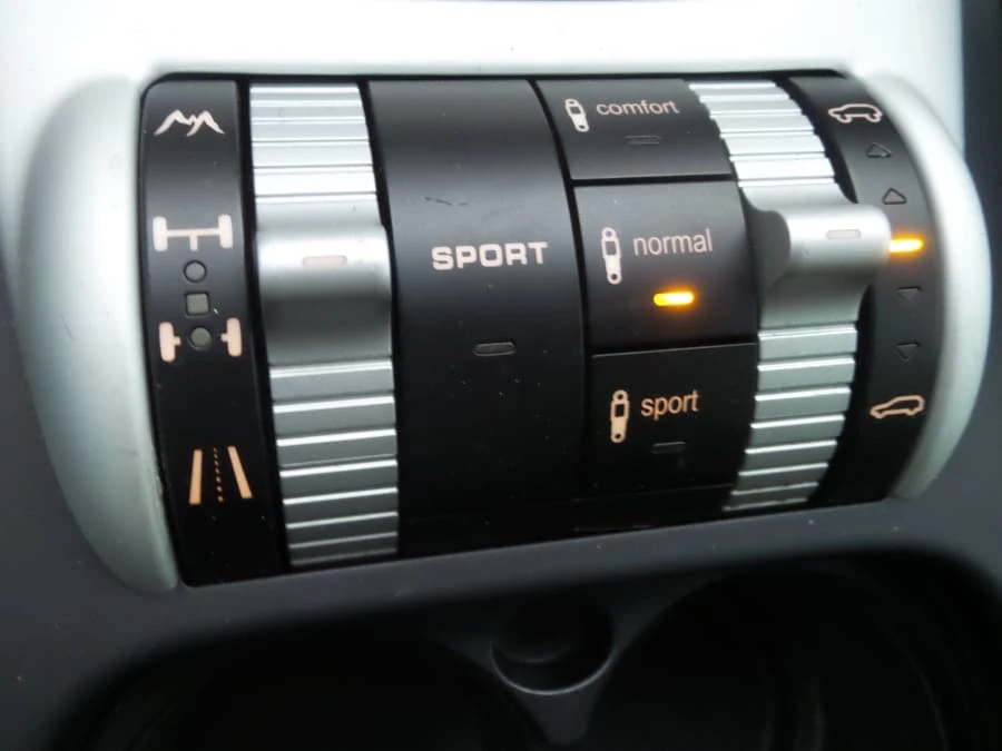 2009 Porsche 955/957 Cayenne GTS - Image 15 of 22