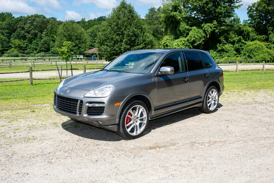 2009 Porsche 955/957 Cayenne GTS - Image 2 of 31