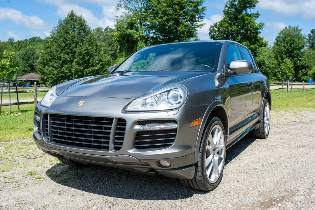 2009 Porsche 955/957 Cayenne GTS - Image 10 of 31