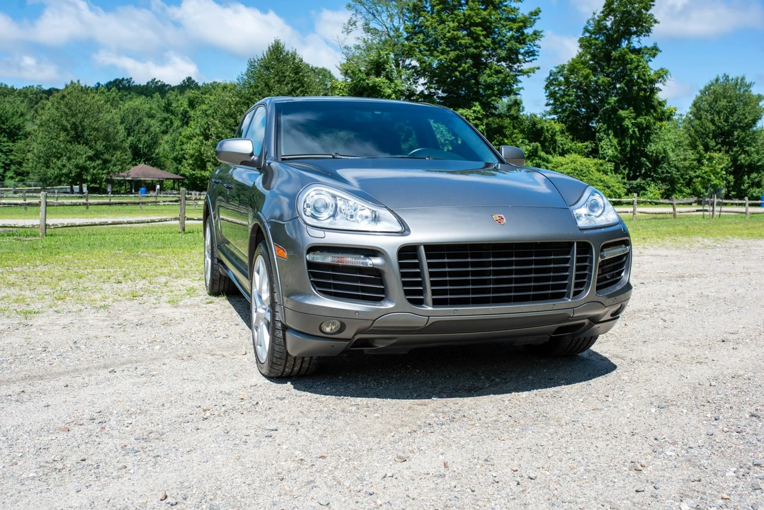 2009 Porsche 955/957 Cayenne GTS - Image 15 of 31