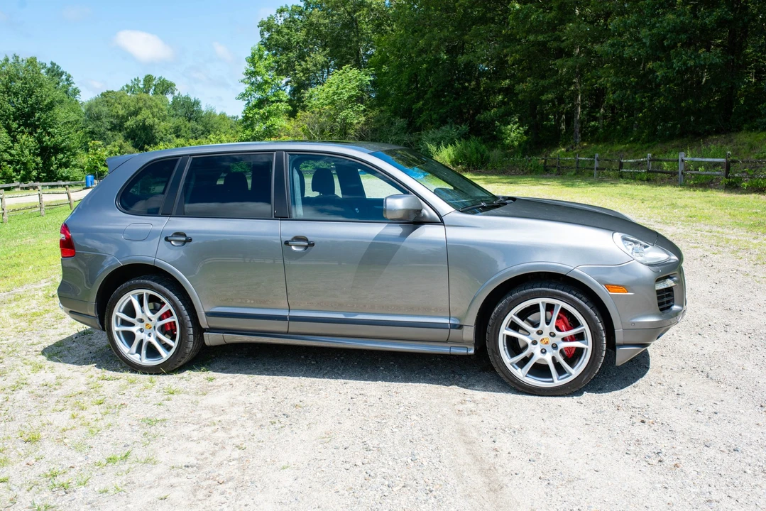2009 Porsche 955/957 Cayenne GTS - Image 25 of 31