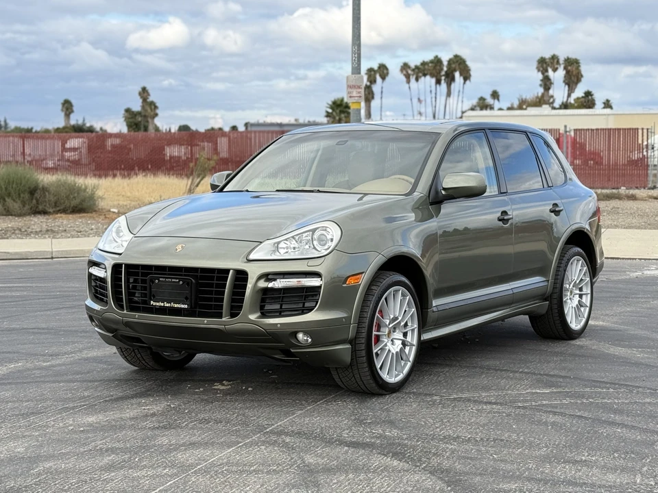 2009 Porsche 955/957 Cayenne GTS - Image 2 of 31