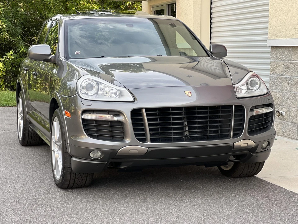 2009 Porsche 955/957 Cayenne GTS - Image 14 of 31