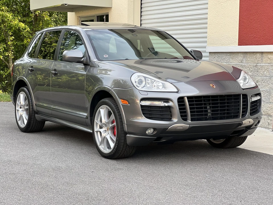 2009 Porsche 955/957 Cayenne GTS - Image 16 of 31