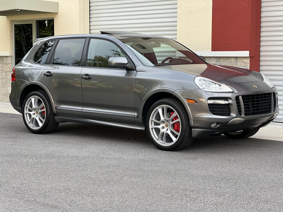 2009 Porsche 955/957 Cayenne GTS - Image 18 of 31