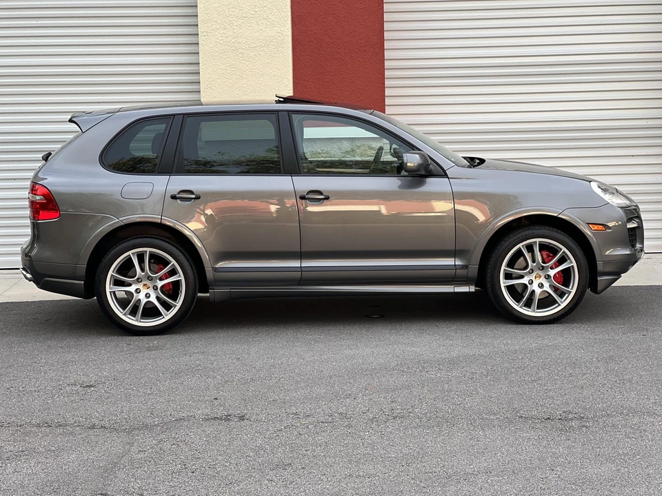 2009 Porsche 955/957 Cayenne GTS - Image 25 of 31