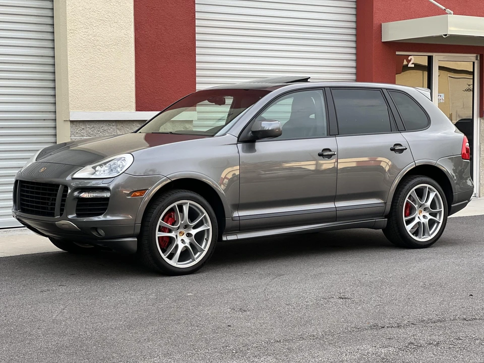 2009 Porsche 955/957 Cayenne GTS - Image 2 of 31