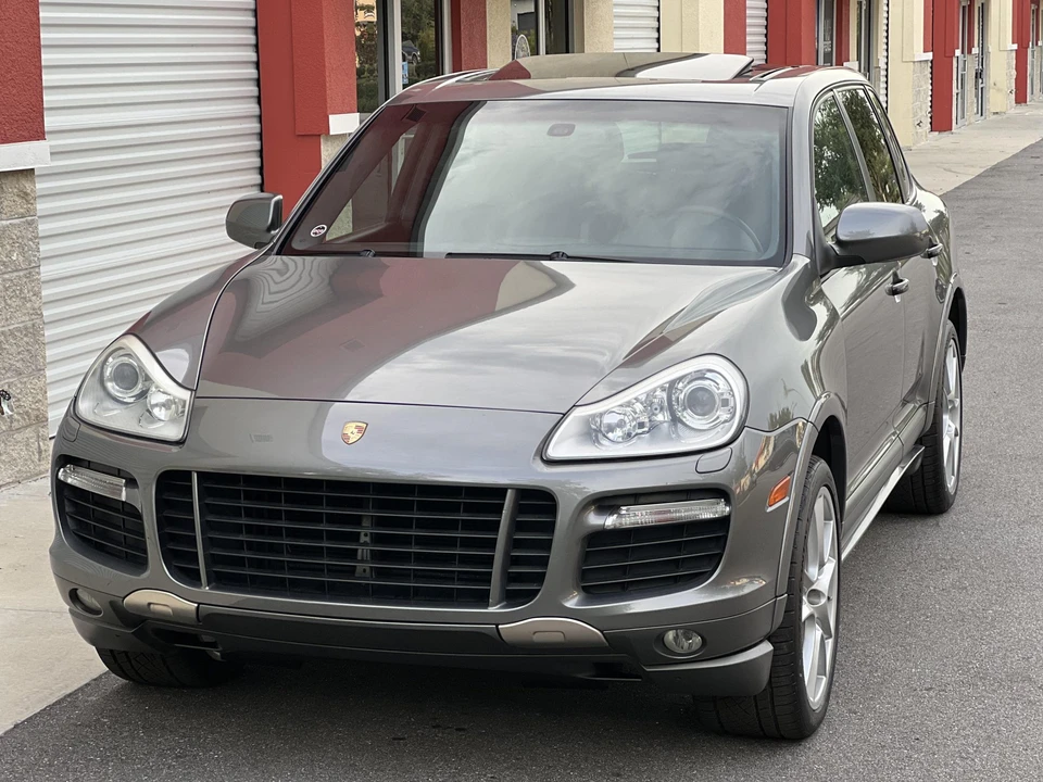 2009 Porsche 955/957 Cayenne GTS - Image 10 of 31