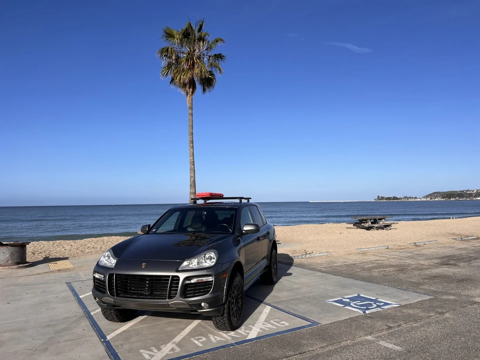 2009 Porsche 955/957 Cayenne GTS - Image 5 of 31