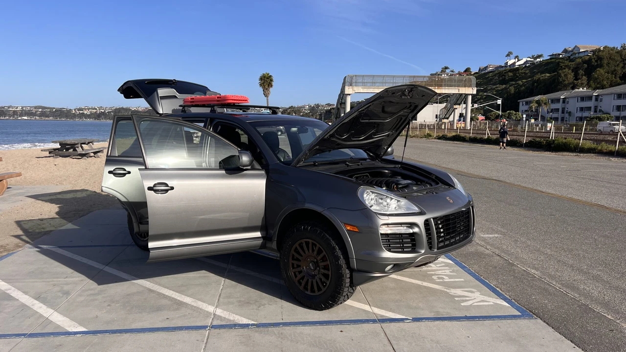 2009 Porsche 955/957 Cayenne GTS - Image 26 of 31