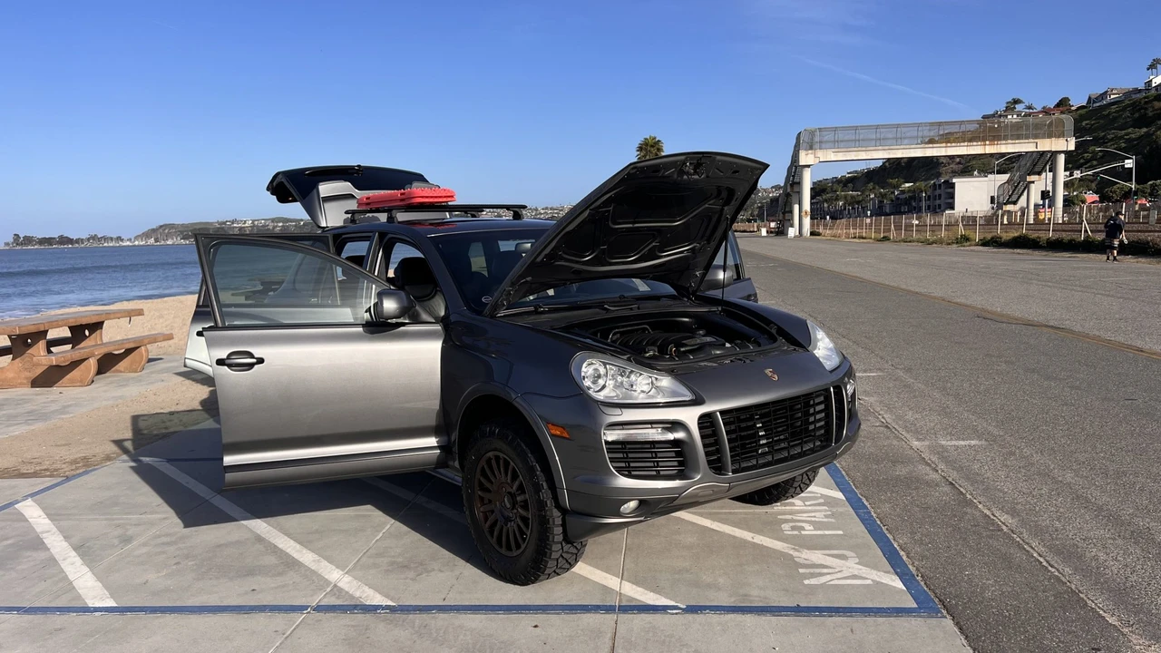 2009 Porsche 955/957 Cayenne GTS - Image 27 of 31
