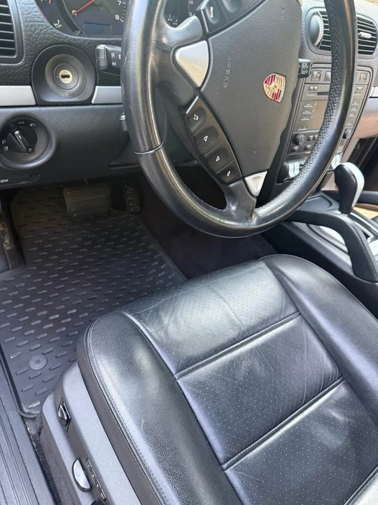 2009 Porsche 955/957 Cayenne - Image 7 of 10