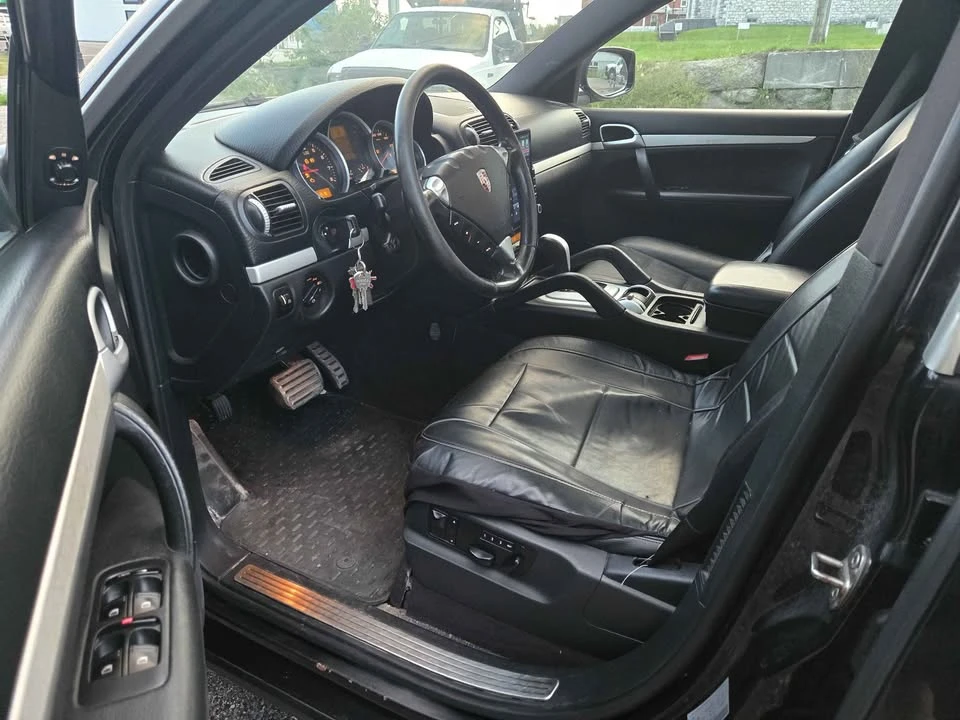2009 Porsche 955/957 Cayenne - Image 6 of 14