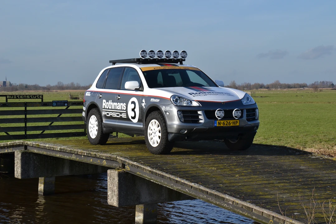2009 Porsche 955/957 Cayenne - Image 9 of 31