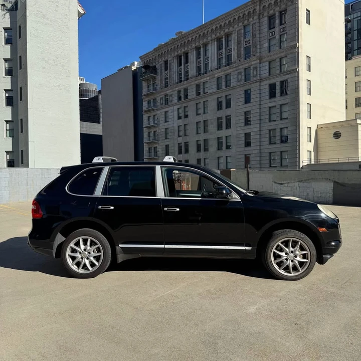 2009 Porsche 955/957 Cayenne S - Image 2 of 9