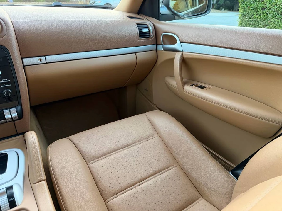 2009 Porsche 955/957 Cayenne S - Image 10 of 17