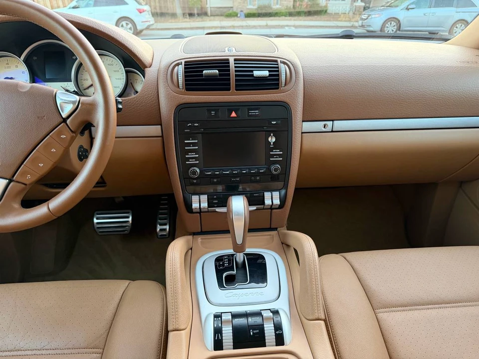 2009 Porsche 955/957 Cayenne S - Image 8 of 17