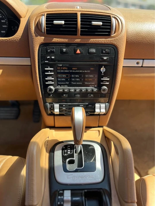 2009 Porsche 955/957 Cayenne S - Image 12 of 14