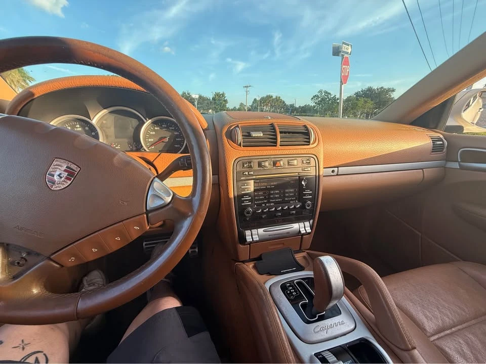 2009 Porsche 955/957 Cayenne S - Image 14 of 14