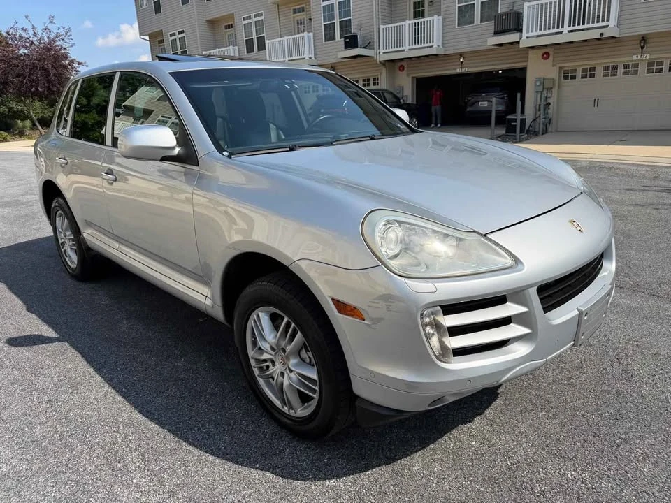 2009 Porsche 955/957 Cayenne S - Image 2 of 19