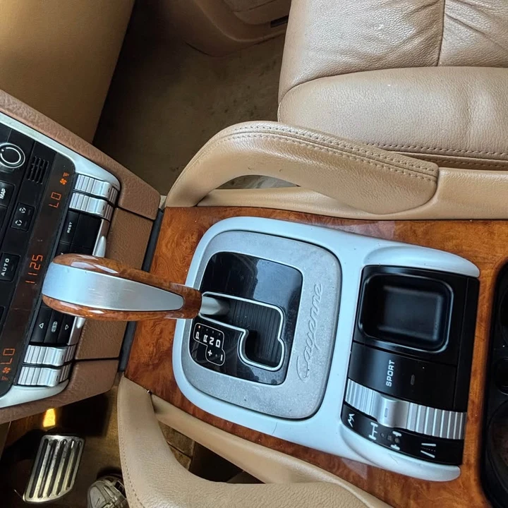2009 Porsche 955/957 Cayenne S - Image 6 of 15
