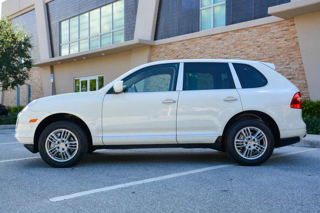 2009 Porsche 955/957 Cayenne S - Image 12 of 31