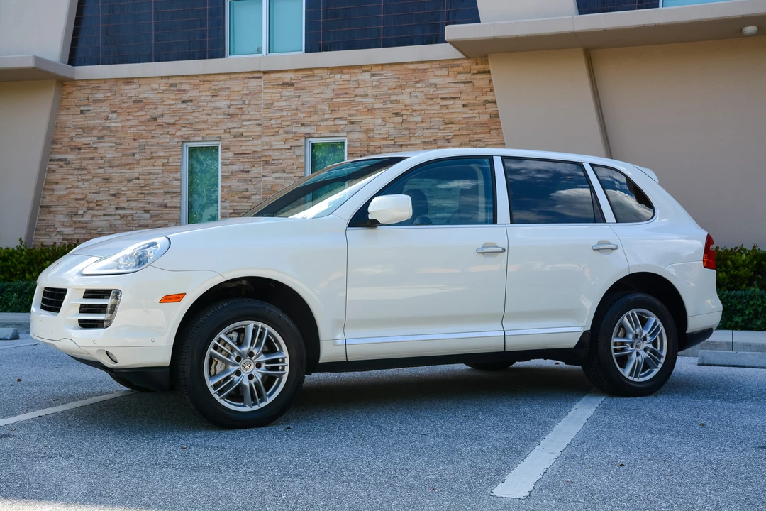 2009 Porsche 955/957 Cayenne S - Image 13 of 31