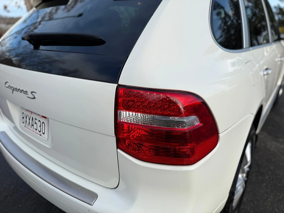 2009 Porsche 955/957 Cayenne S - Image 27 of 31