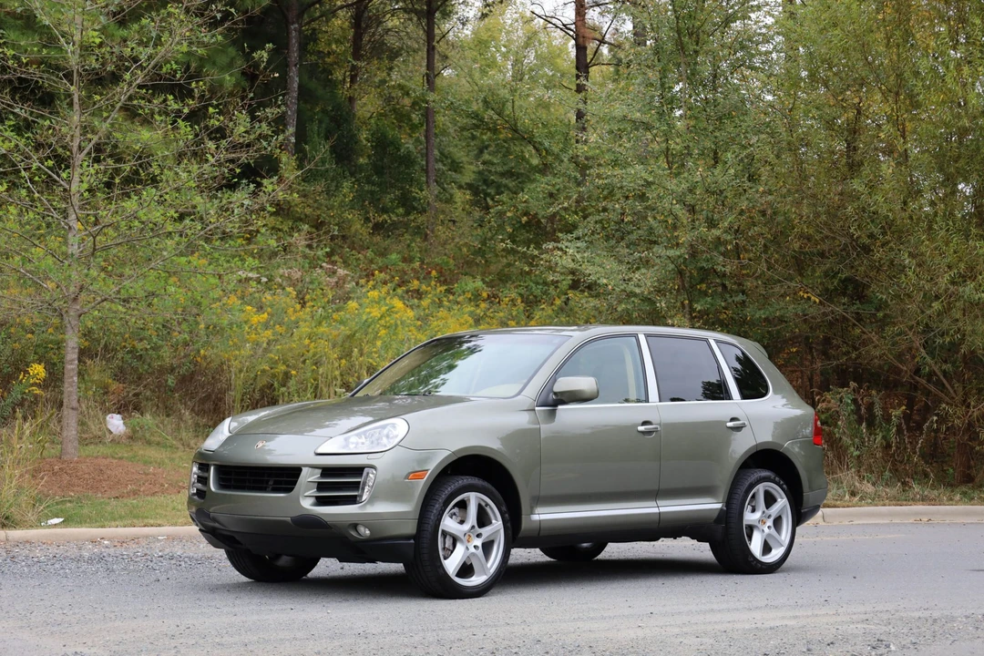 2009 Porsche 955/957 Cayenne S - Image 2 of 31