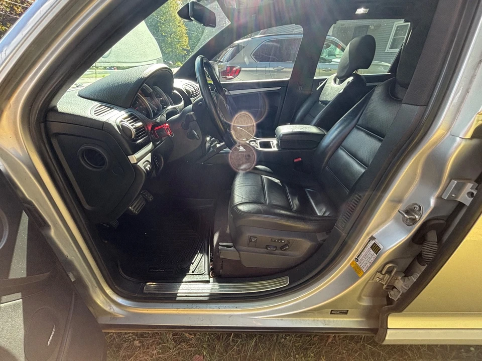 2009 Porsche 955/957 Cayenne S - Image 15 of 17