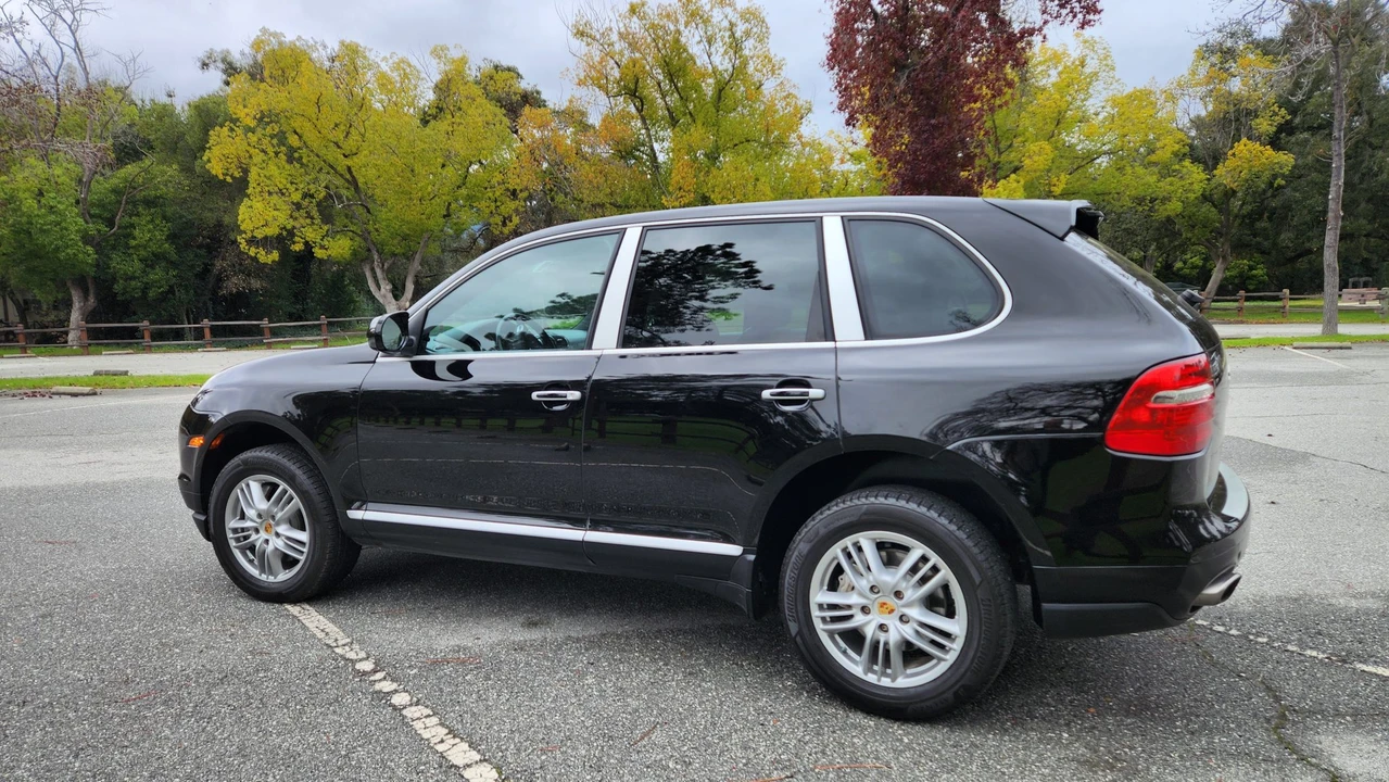 2009 Porsche 955/957 Cayenne S - Image 21 of 31