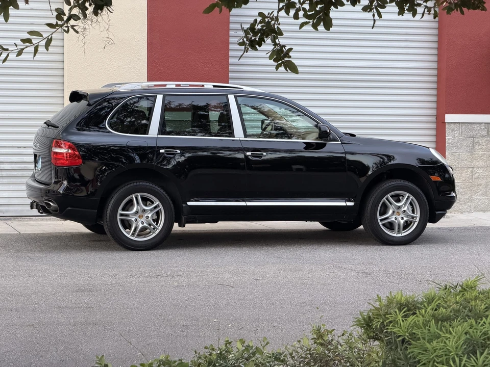 2009 Porsche 955/957 Cayenne S - Image 17 of 31