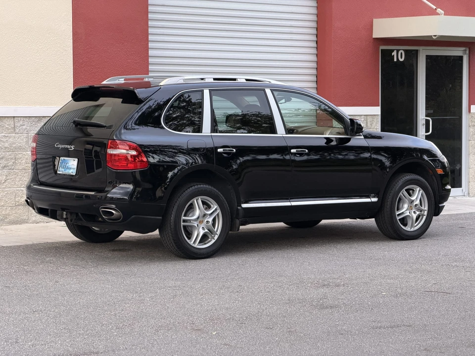 2009 Porsche 955/957 Cayenne S - Image 16 of 31