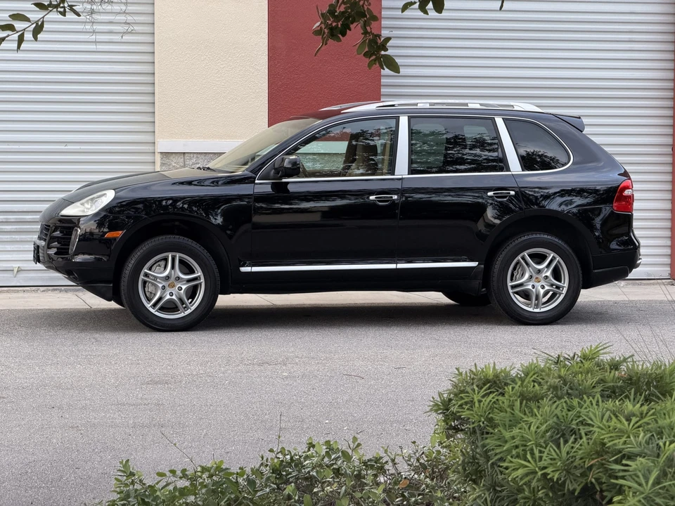 2009 Porsche 955/957 Cayenne S - Image 6 of 31