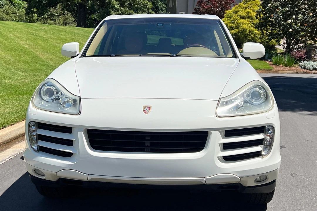 2009 Porsche 955/957 Cayenne S - Image 2 of 31