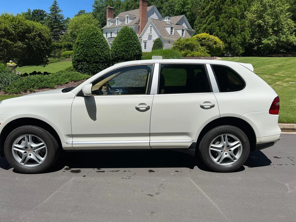 2009 Porsche 955/957 Cayenne S - Image 7 of 31