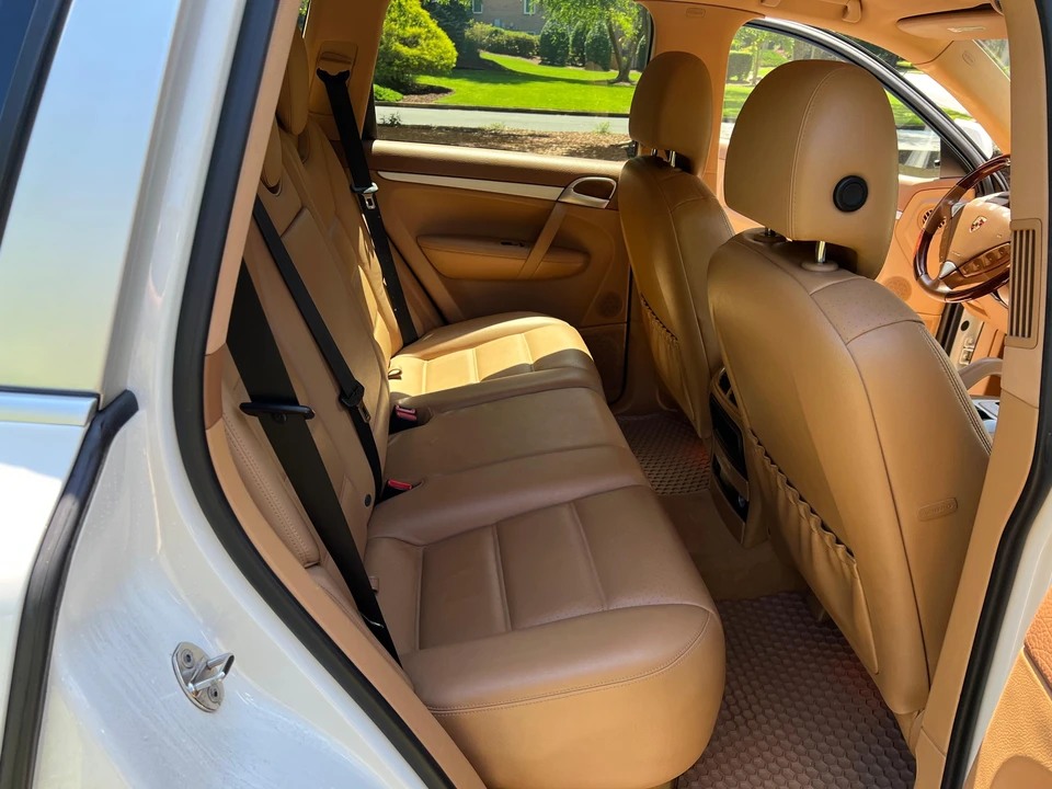 2009 Porsche 955/957 Cayenne S - Image 28 of 31