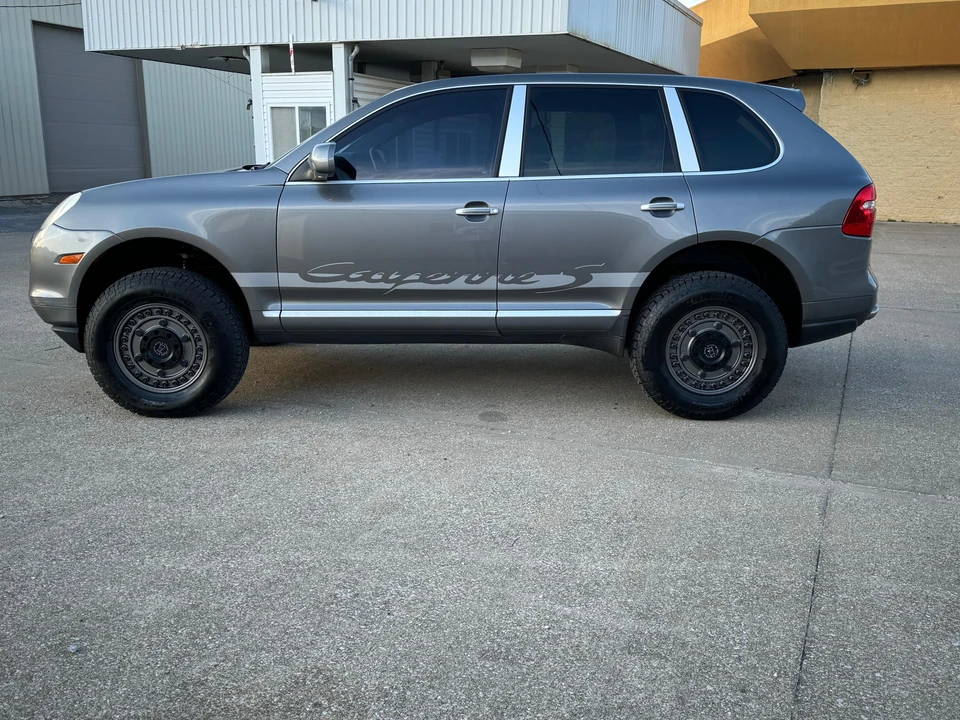 2009 Porsche 955/957 Cayenne S - Image 10 of 31