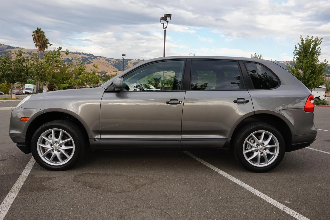 2009 Porsche 955/957 Cayenne S - Image 3 of 31