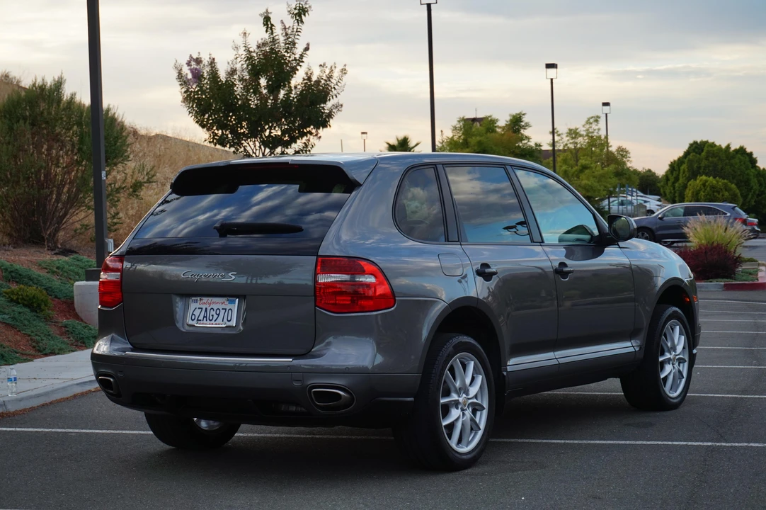 2009 Porsche 955/957 Cayenne S - Image 15 of 31