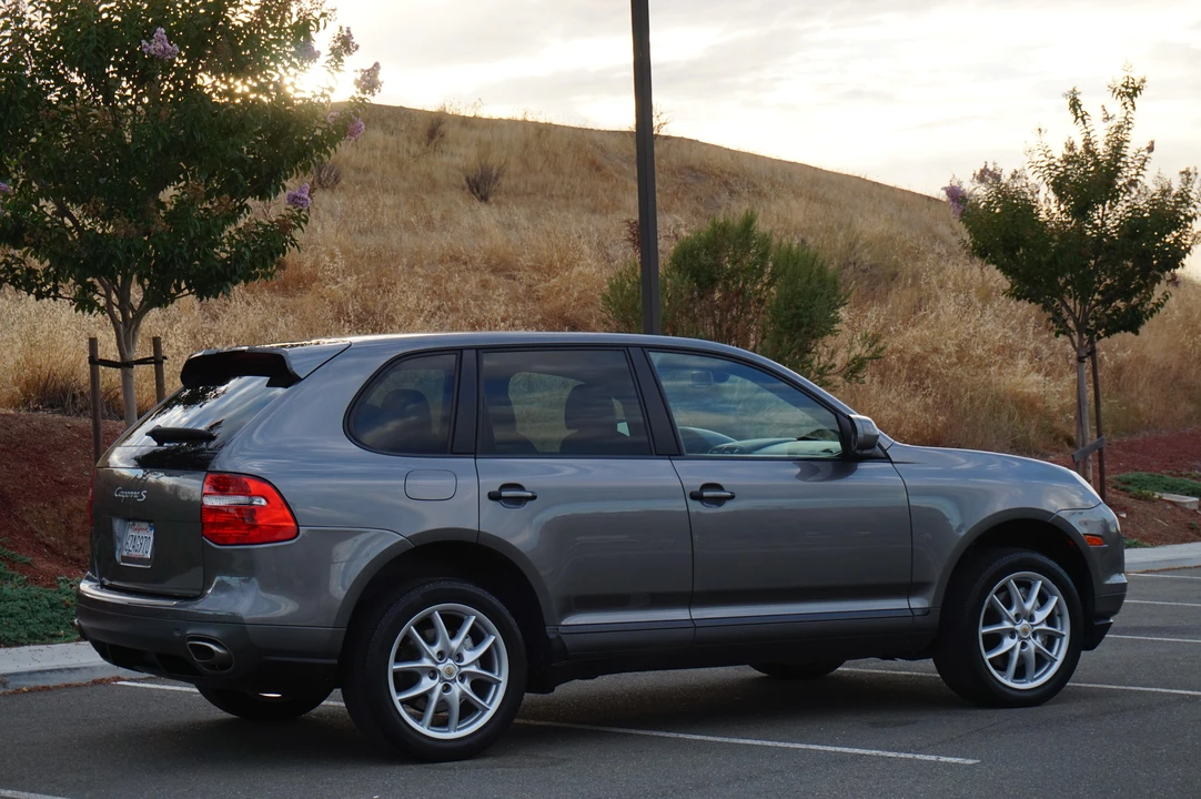 2009 Porsche 955/957 Cayenne S - Image 17 of 31