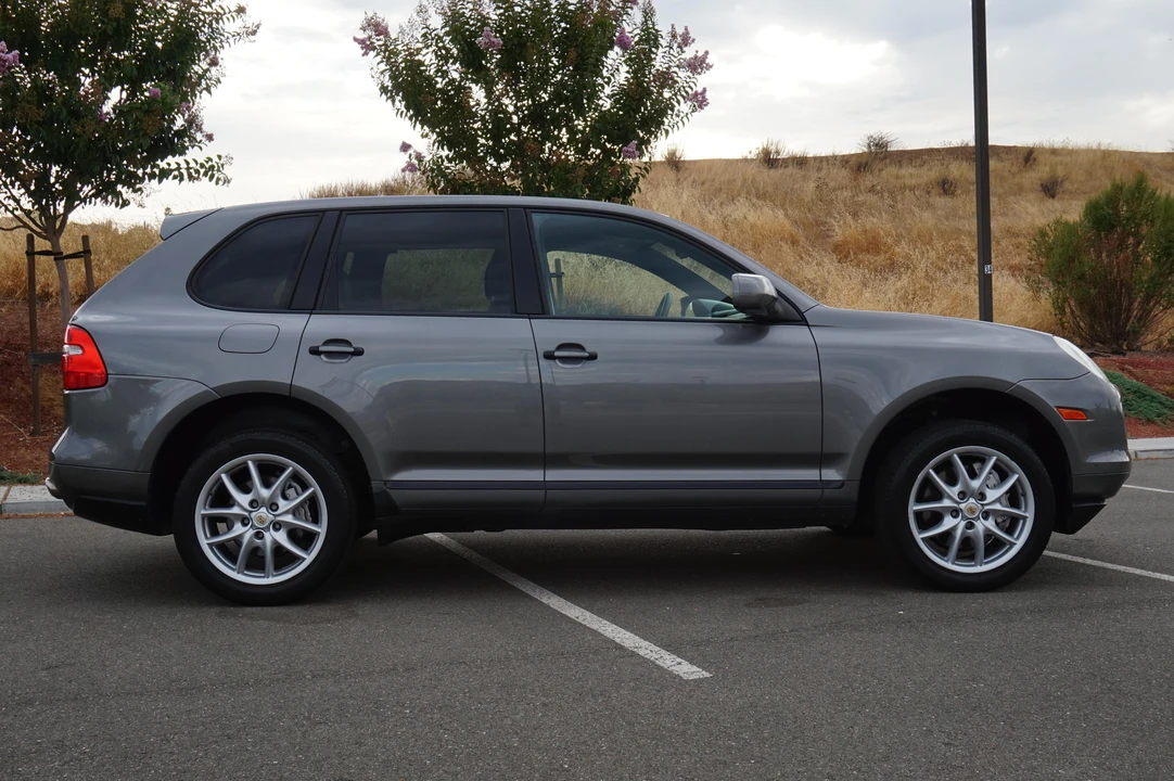 2009 Porsche 955/957 Cayenne S - Image 18 of 31