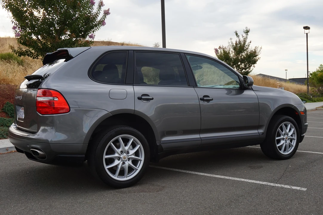 2009 Porsche 955/957 Cayenne S - Image 16 of 31