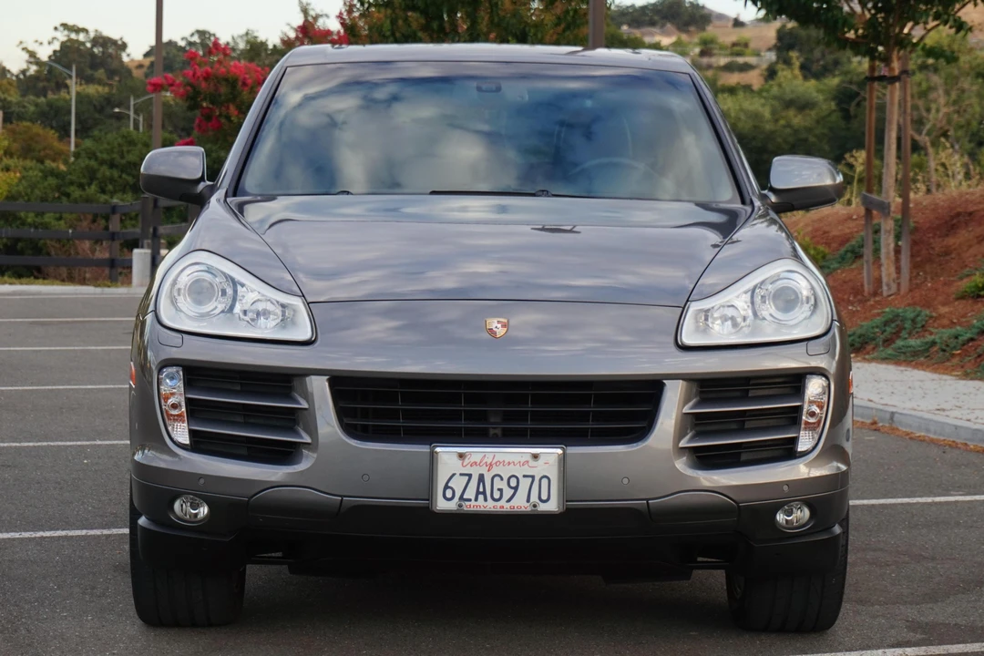 2009 Porsche 955/957 Cayenne S - Image 2 of 31